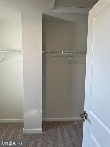 645 LAURELWOOD CIR, Winchester, VA 22601