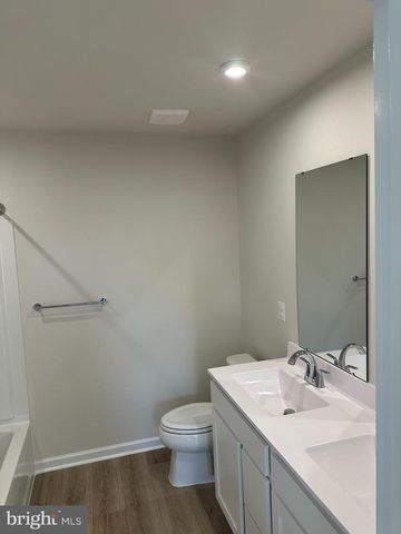 645 LAURELWOOD CIR, Winchester, VA 22601