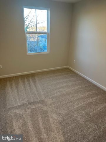 645 LAURELWOOD CIR, Winchester, VA 22601