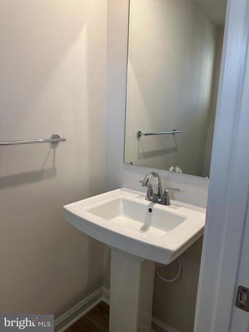 645 LAURELWOOD CIR, Winchester, VA 22601