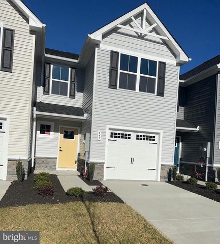 645 LAURELWOOD CIR, Winchester, VA 22601