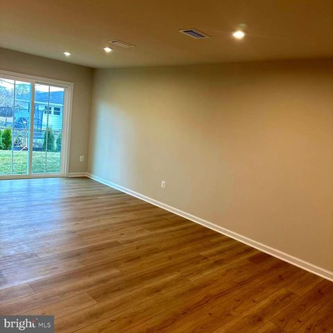 645 LAURELWOOD CIR, Winchester, VA 22601