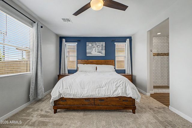 725 E LIBERTY Lane, Gilbert, AZ 85296