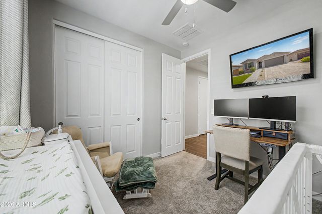 725 E LIBERTY Lane, Gilbert, AZ 85296