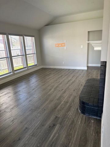 3136 Smokewind Lane, Grand Prairie, TX 75052