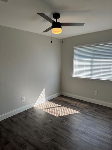 3136 Smokewind Lane, Grand Prairie, TX 75052