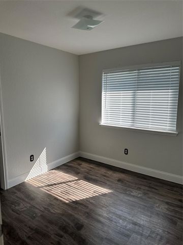 3136 Smokewind Lane, Grand Prairie, TX 75052