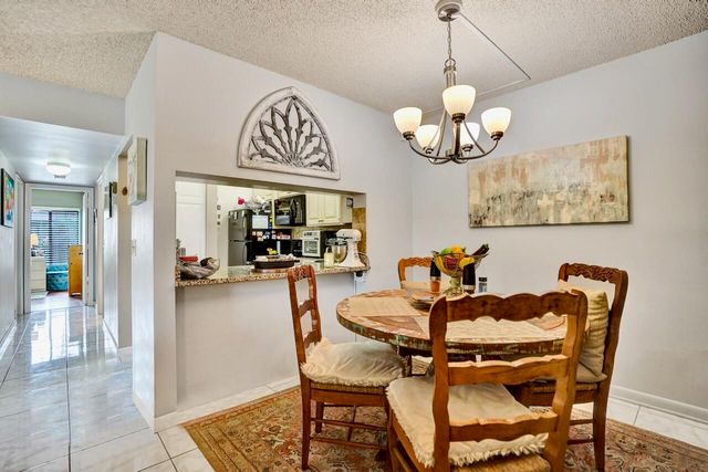 608 Sea Pine Way E2, Greenacres, FL 33415