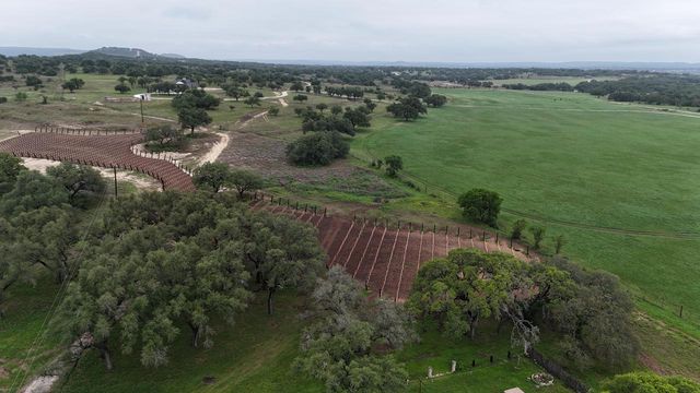 576 Young Ranch RD 8, Johnson City, TX 78636
