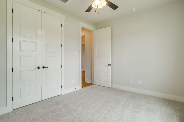 1011 Bartlett Peak Drive, Waxahachie, TX 75167