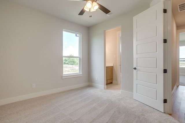 1011 Bartlett Peak Drive, Waxahachie, TX 75167