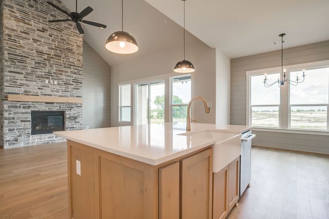 1011 Bartlett Peak Drive, Waxahachie, TX 75167