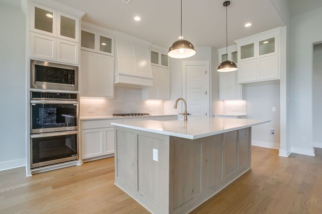 1011 Bartlett Peak Drive, Waxahachie, TX 75167