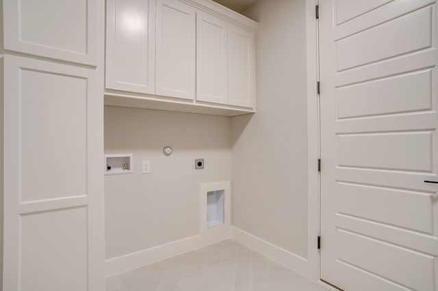 1011 Bartlett Peak Drive, Waxahachie, TX 75167