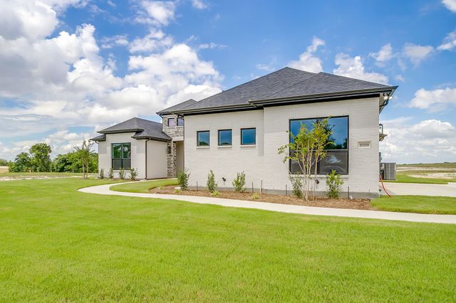 1011 Bartlett Peak Drive, Waxahachie, TX 75167
