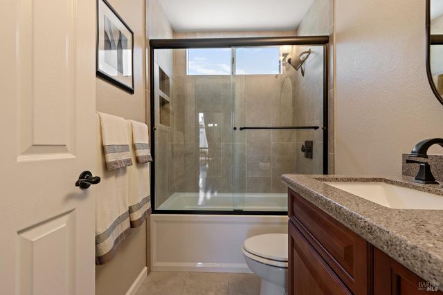 618 Rose Dr, Benicia, CA 94510