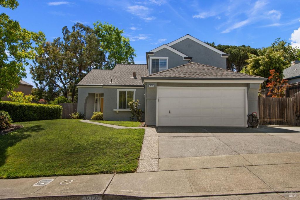 618 Rose Dr, Benicia, CA 94510