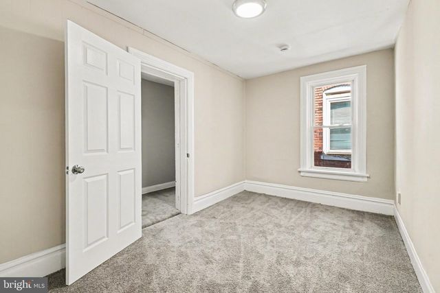 1814 BOAS ST, Harrisburg, PA 17103
