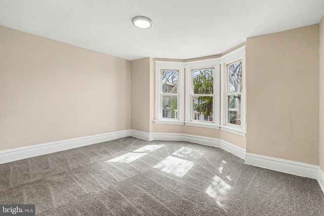 1814 BOAS ST, Harrisburg, PA 17103