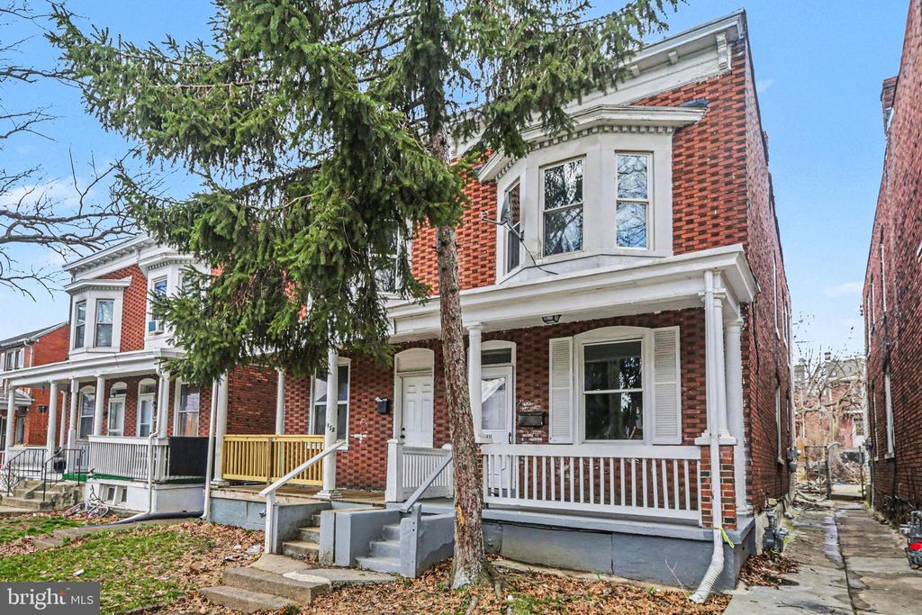 1814 BOAS ST, Harrisburg, PA 17103