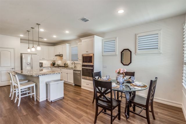 424 Long Pines Drive, Mckinney, TX 75071