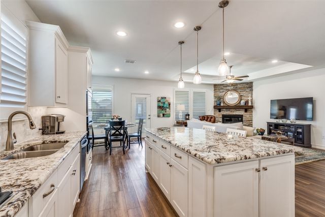 424 Long Pines Drive, Mckinney, TX 75071