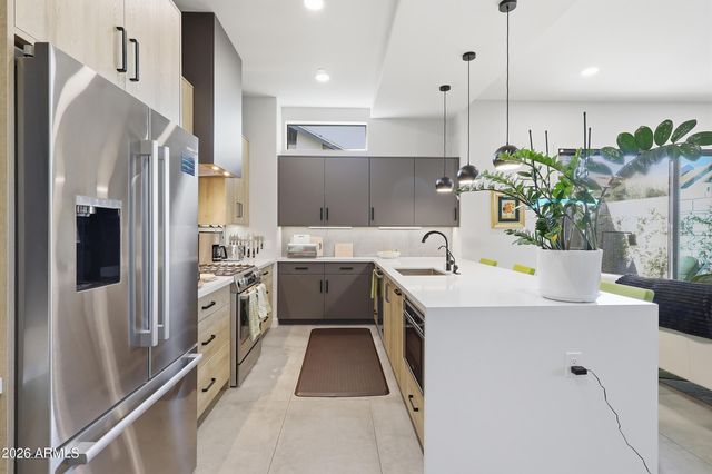 377 E WINDSOR Avenue 1, Phoenix, AZ 85004