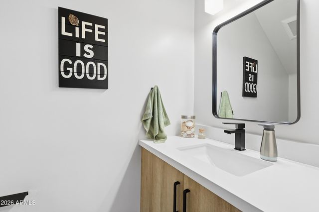 377 E WINDSOR Avenue 1, Phoenix, AZ 85004