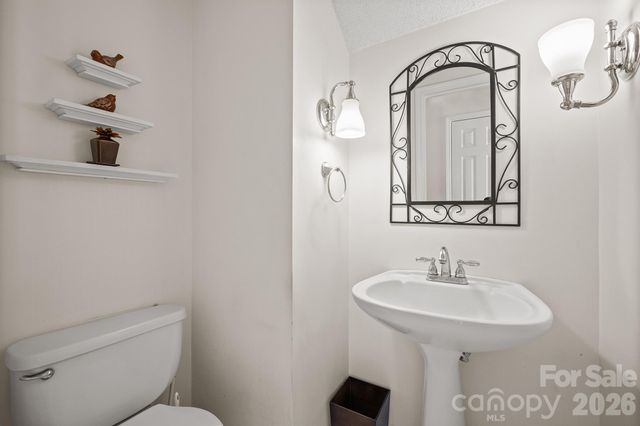 3001 Pennridge Place, Matthews, NC 28105