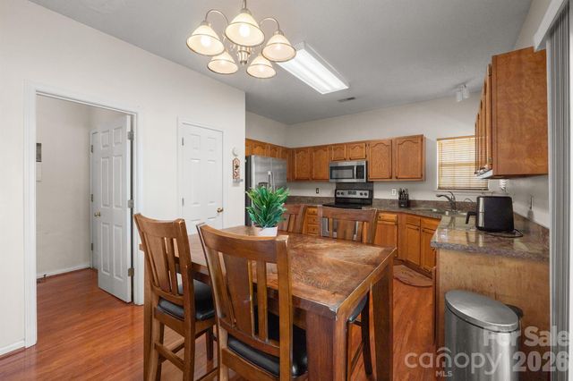 3001 Pennridge Place, Matthews, NC 28105