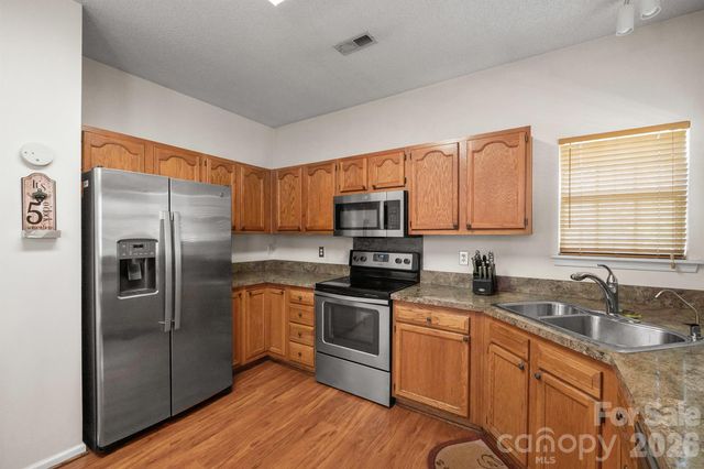 3001 Pennridge Place, Matthews, NC 28105