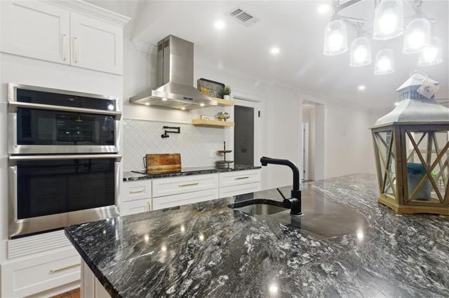 601 East Street, Vinton, LA 70668