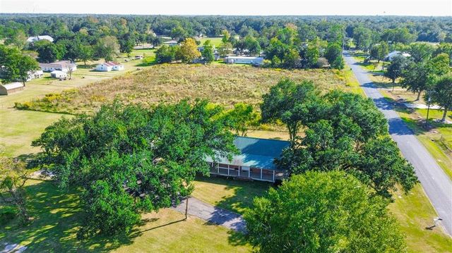 601 East Street, Vinton, LA 70668