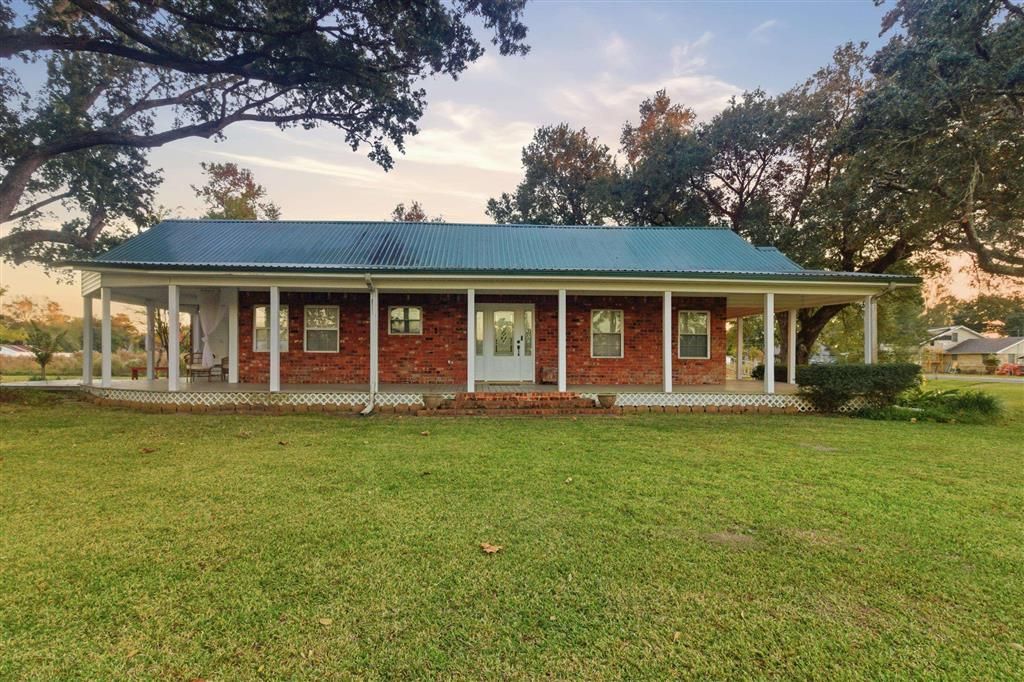 601 East Street, Vinton, LA 70668