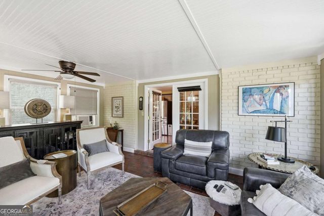 238 Currahee Circle, Toccoa, GA 30577