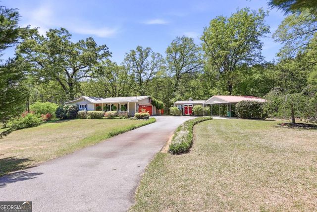 238 Currahee Circle, Toccoa, GA 30577