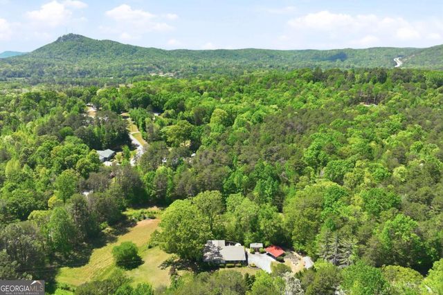 238 Currahee Circle, Toccoa, GA 30577