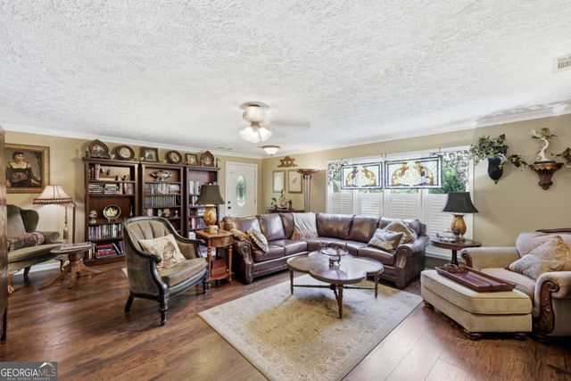 238 Currahee Circle, Toccoa, GA 30577