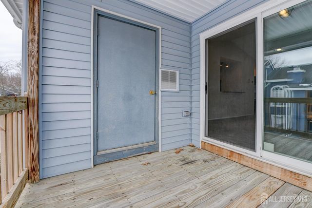 58 Tanglewood Court, South Brunswick, NJ 08852