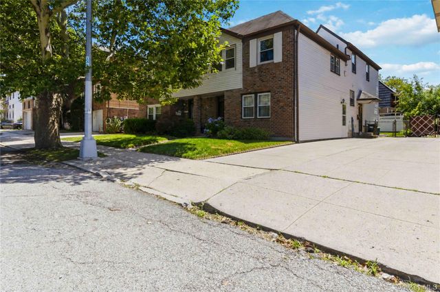 22314 56th Avenue, Oakland Gardens, NY 11364