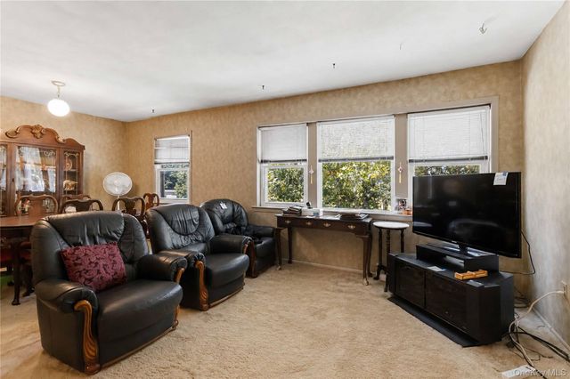 22314 56th Avenue, Oakland Gardens, NY 11364