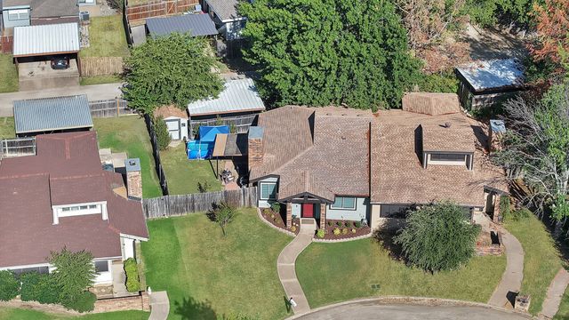 5919 Baroncrest Drive, Arlington, TX 76017
