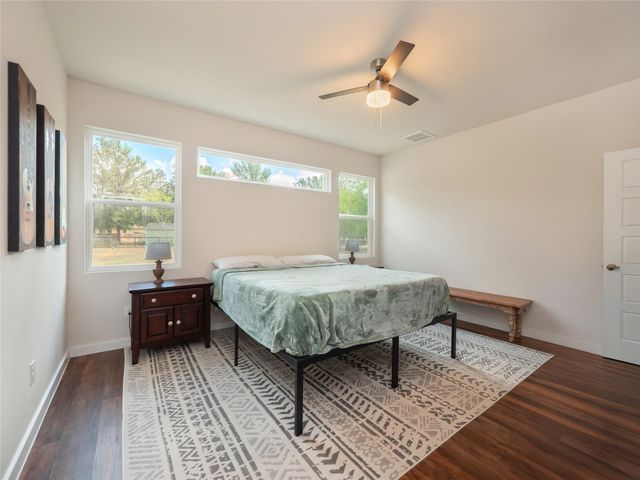 132 Koele CT, Bastrop, TX 78602