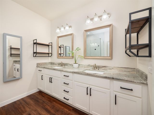 132 Koele CT, Bastrop, TX 78602