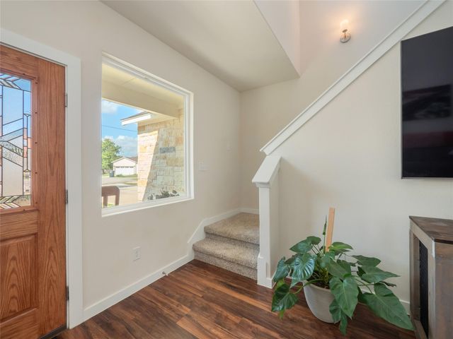 132 Koele CT, Bastrop, TX 78602