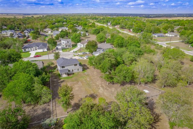 132 Koele CT, Bastrop, TX 78602