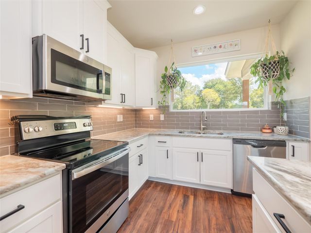 132 Koele CT, Bastrop, TX 78602