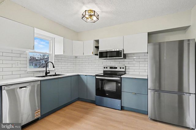 4273 MARLBOROUGH RD, Dover, PA 17315