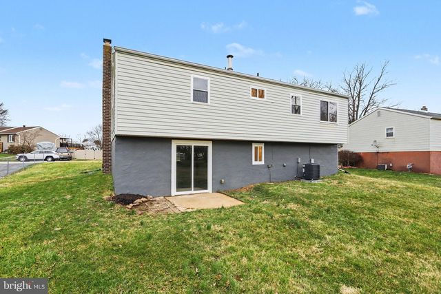 4273 MARLBOROUGH RD, Dover, PA 17315