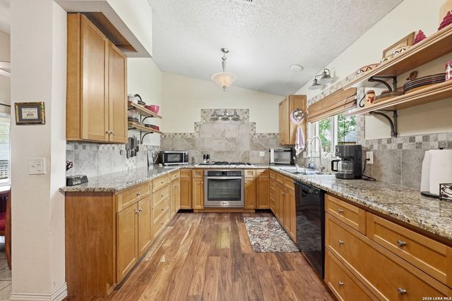 10111 Vigilante Trl, Converse, TX 78109